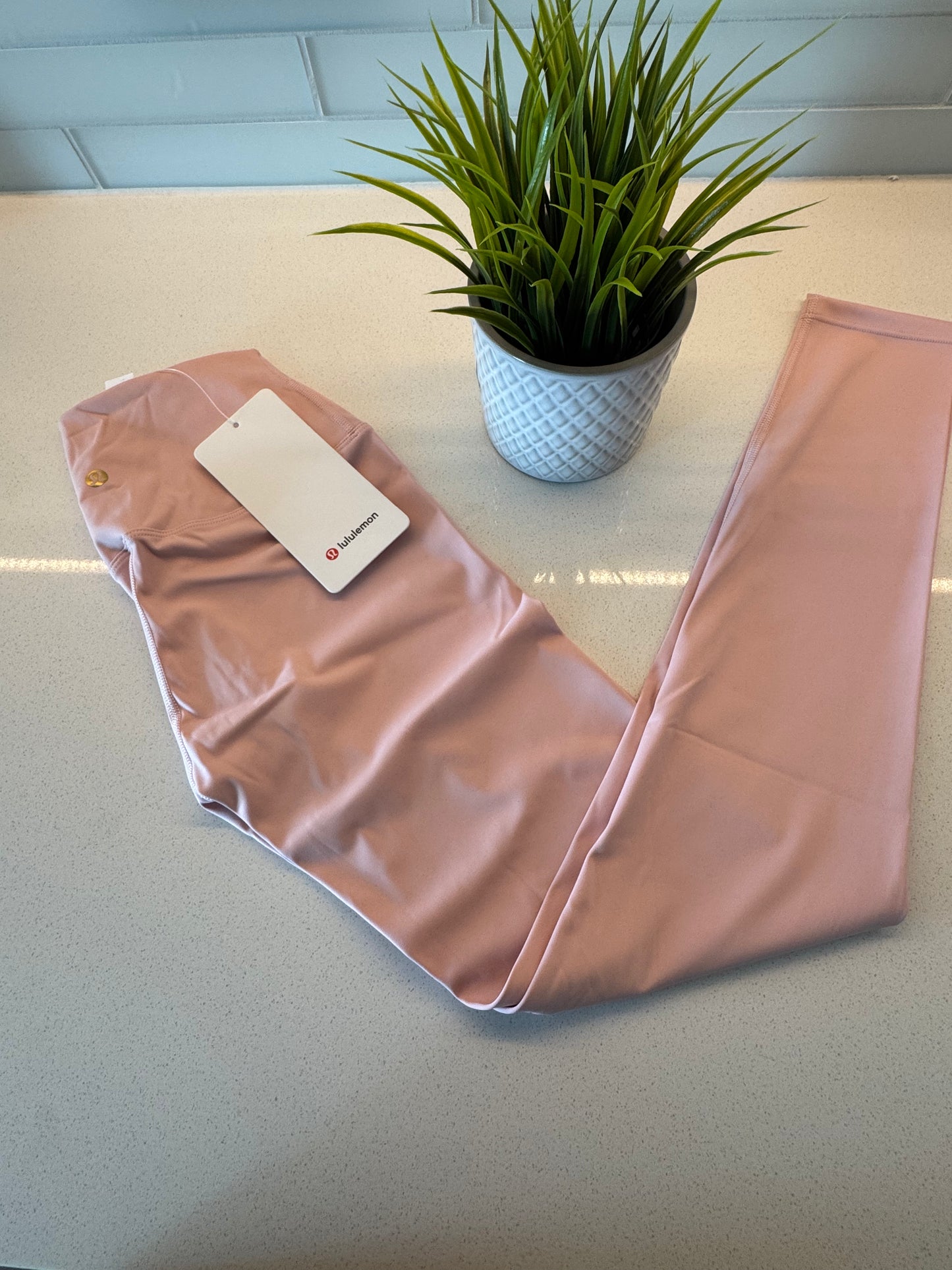 Define 2-Piece Set — Pink
