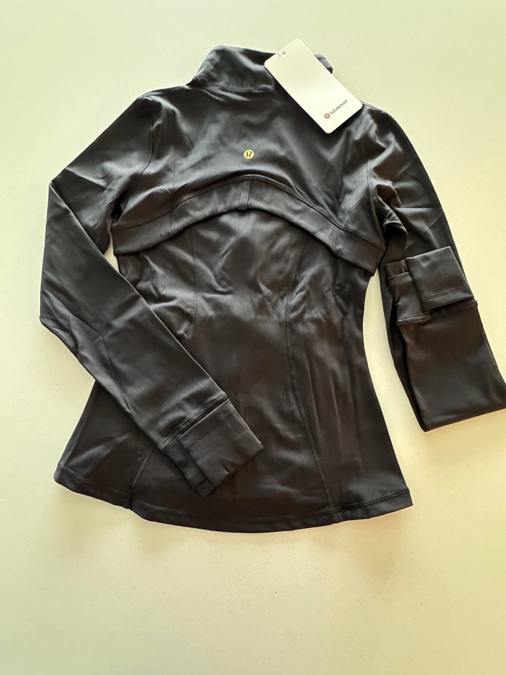 BLACK I NWT  🏷️ I  LuLuLemon Athletica Define Women’s 2-Piece Set