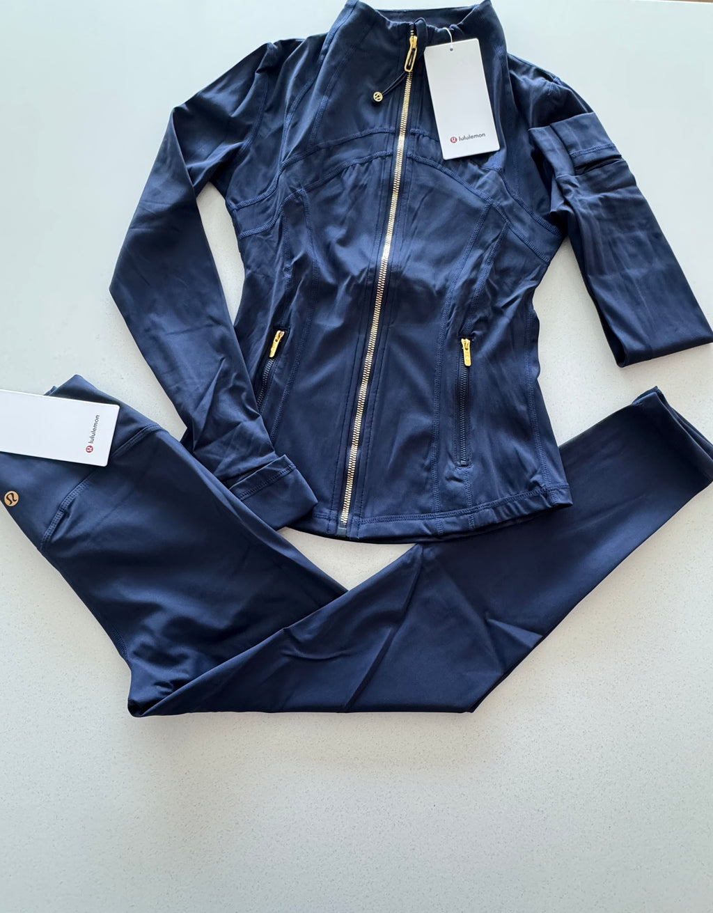 Navy Blue W/ Gold Zipper I NWT  🏷️ I  LuLuLemon Athletica Define Women’s 2-Piece Set