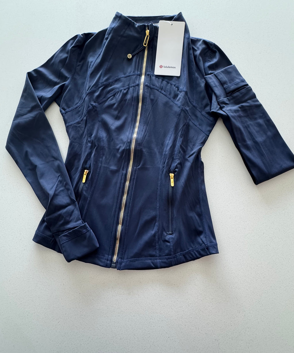 Navy Blue W/ Gold Zipper I NWT  🏷️ I  LuLuLemon Athletica Define Women’s 2-Piece Set
