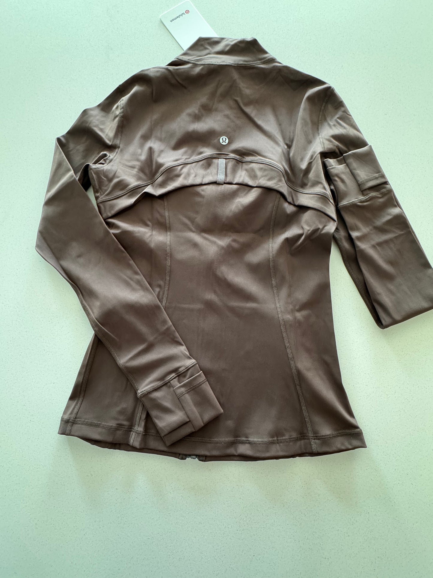 Define 2-Piece Set — Brown