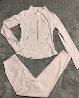 Ivory-Beige  I NWT  🏷️ I  LuLuLemon Athletica Define Women’s 2-Piece Set